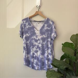 Wildfox Short Sleeve V-Neck Tee Cloud Sky Tie Dye Print  T-Shirt EUC Size Medium